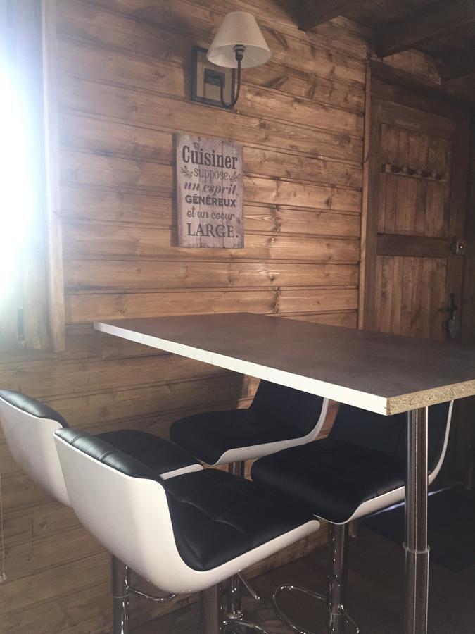 Gites Les Chalets Vezzani Spa Exteriér fotografie